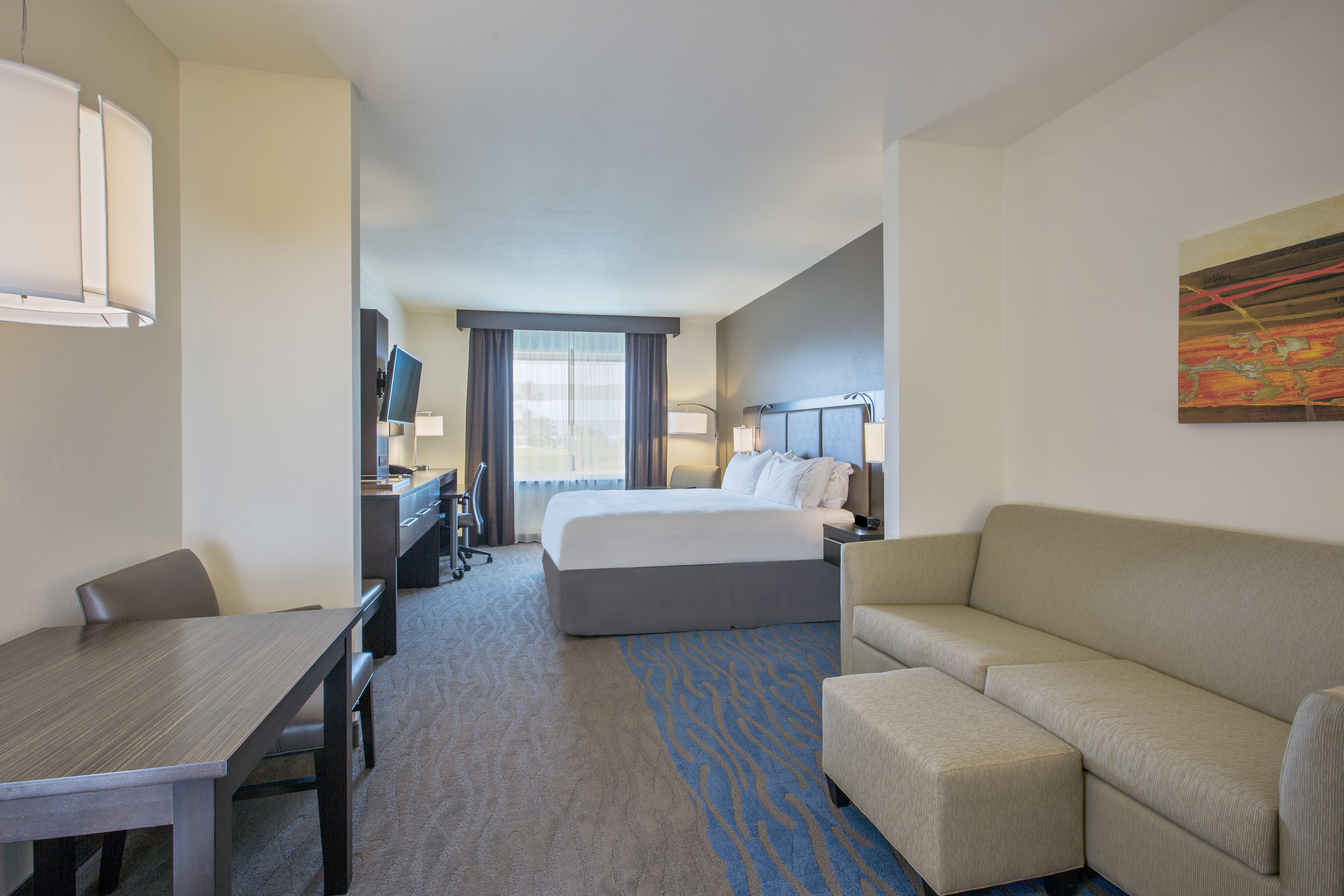 Holiday Inn Express & Suites Kailua-Kona By Ihg Exterior photo